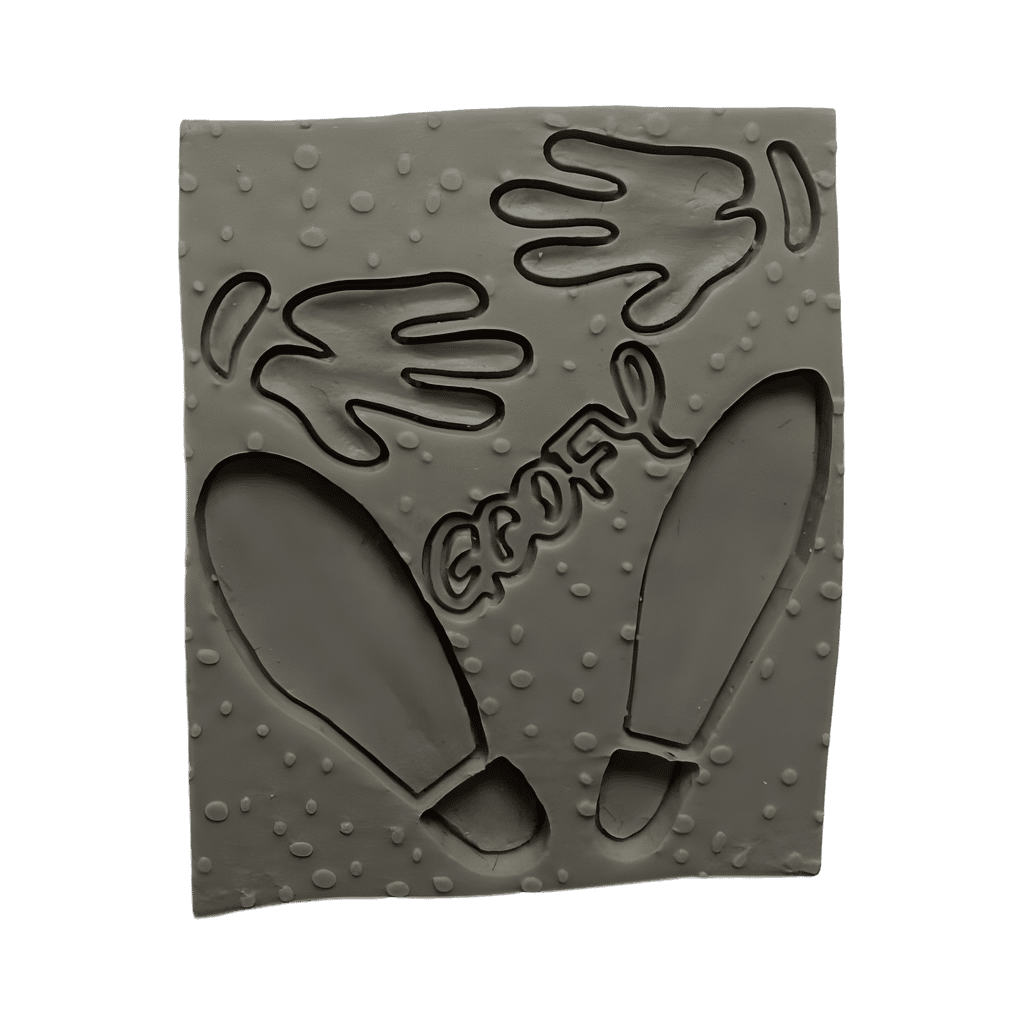 Goofy rubber hand/foot prints Disney pin