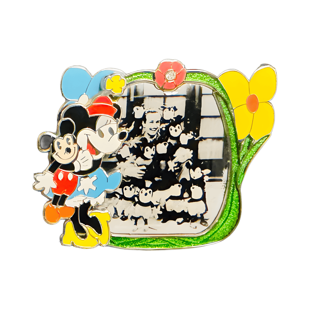 Minnie Mouse Holding Mickey Doll Disney pin