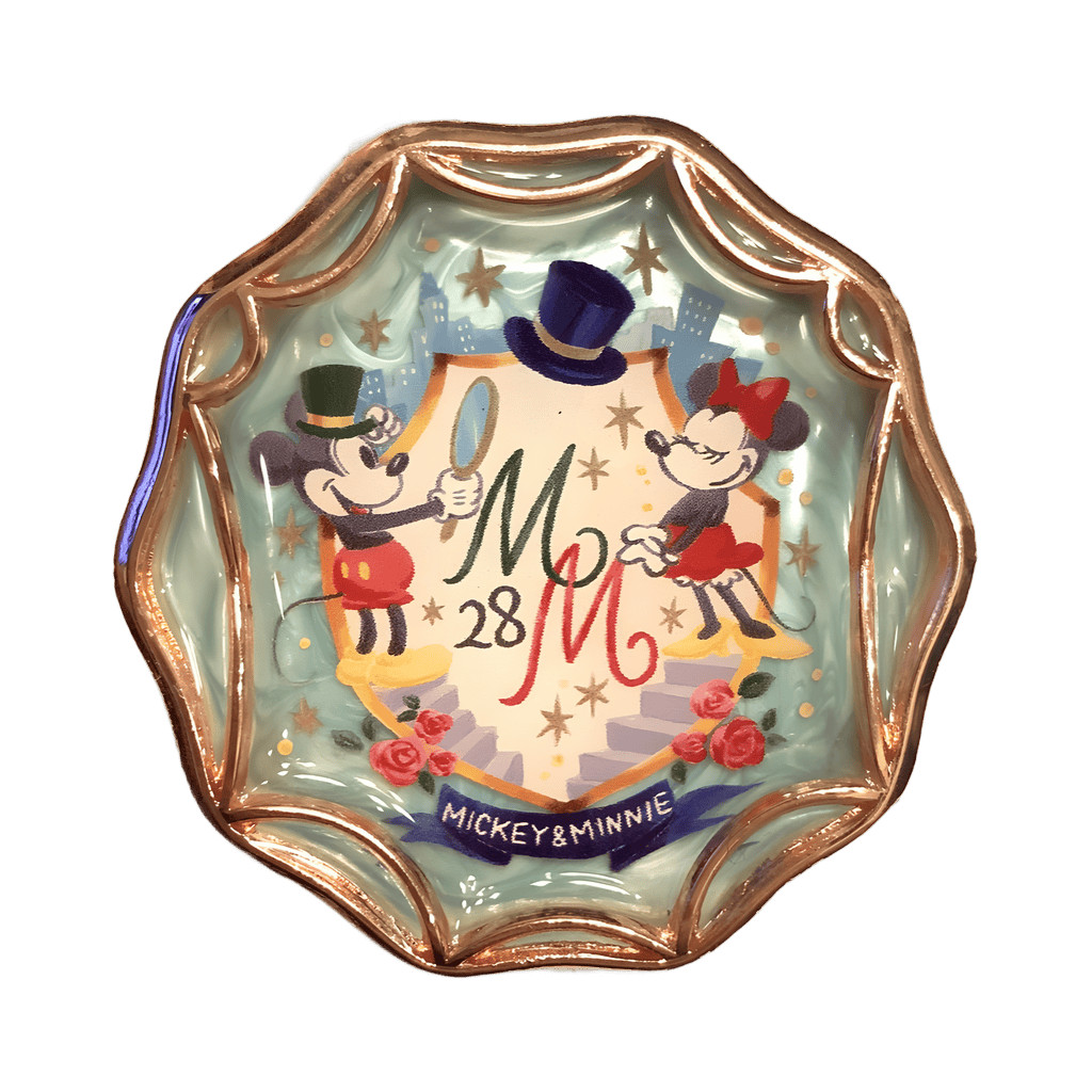 Mickey and Minnie Disney pin