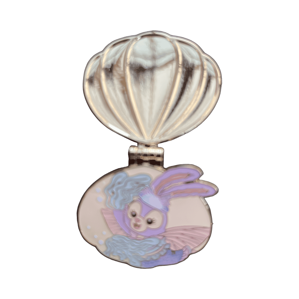 Stella Lou in Clamshell Disney pin