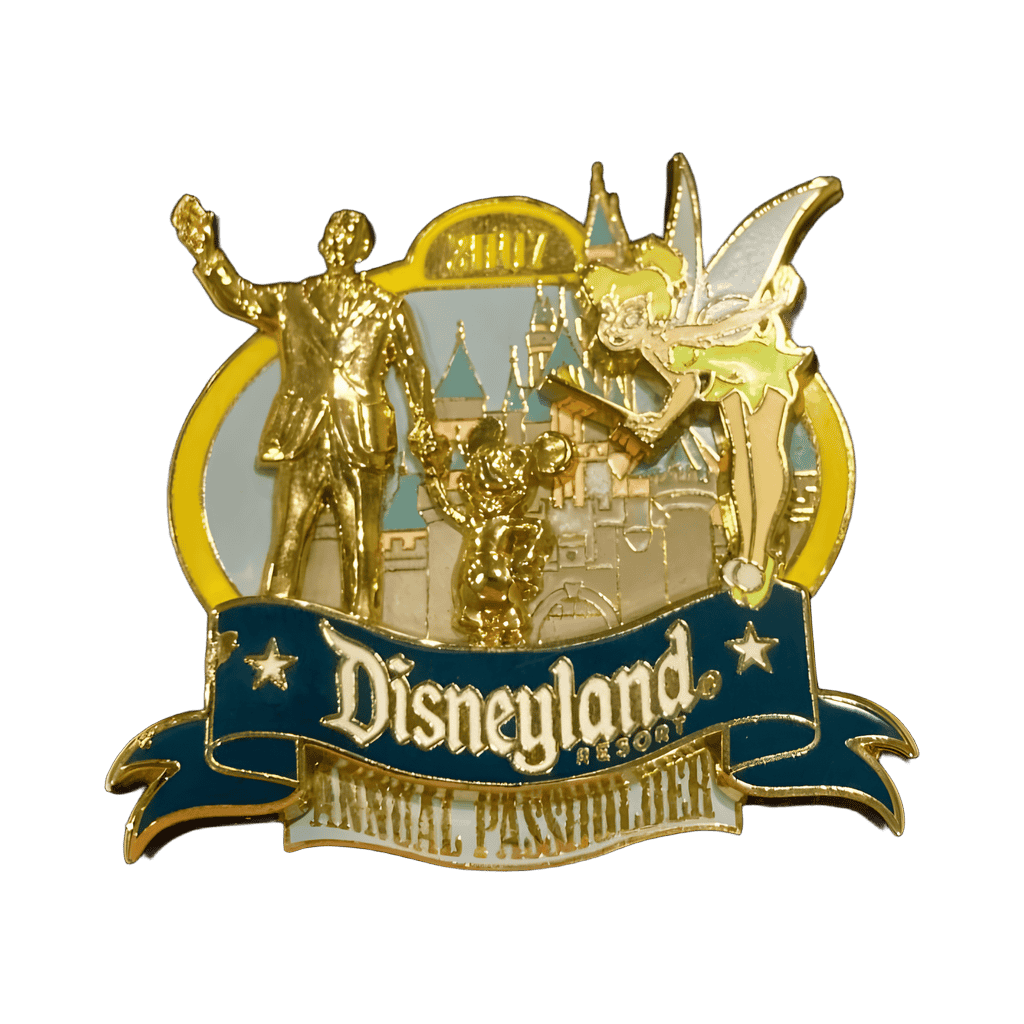 2007 Disneyland Annual Passholder Walt Statue Disney pin