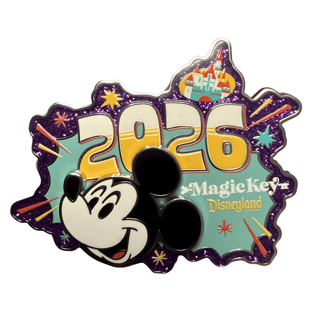Passholder Mickey 2026 Disney pin