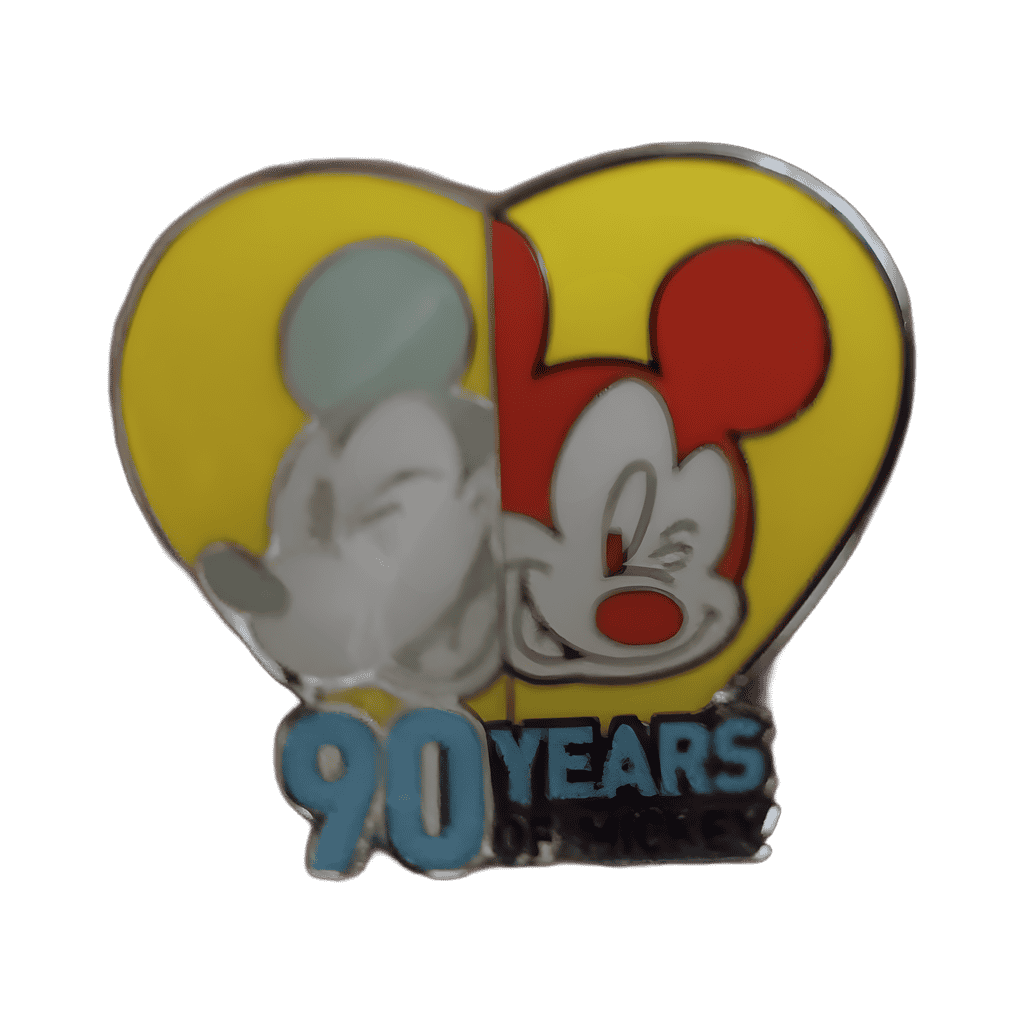 Mickey Mouse in a heart Disney pin