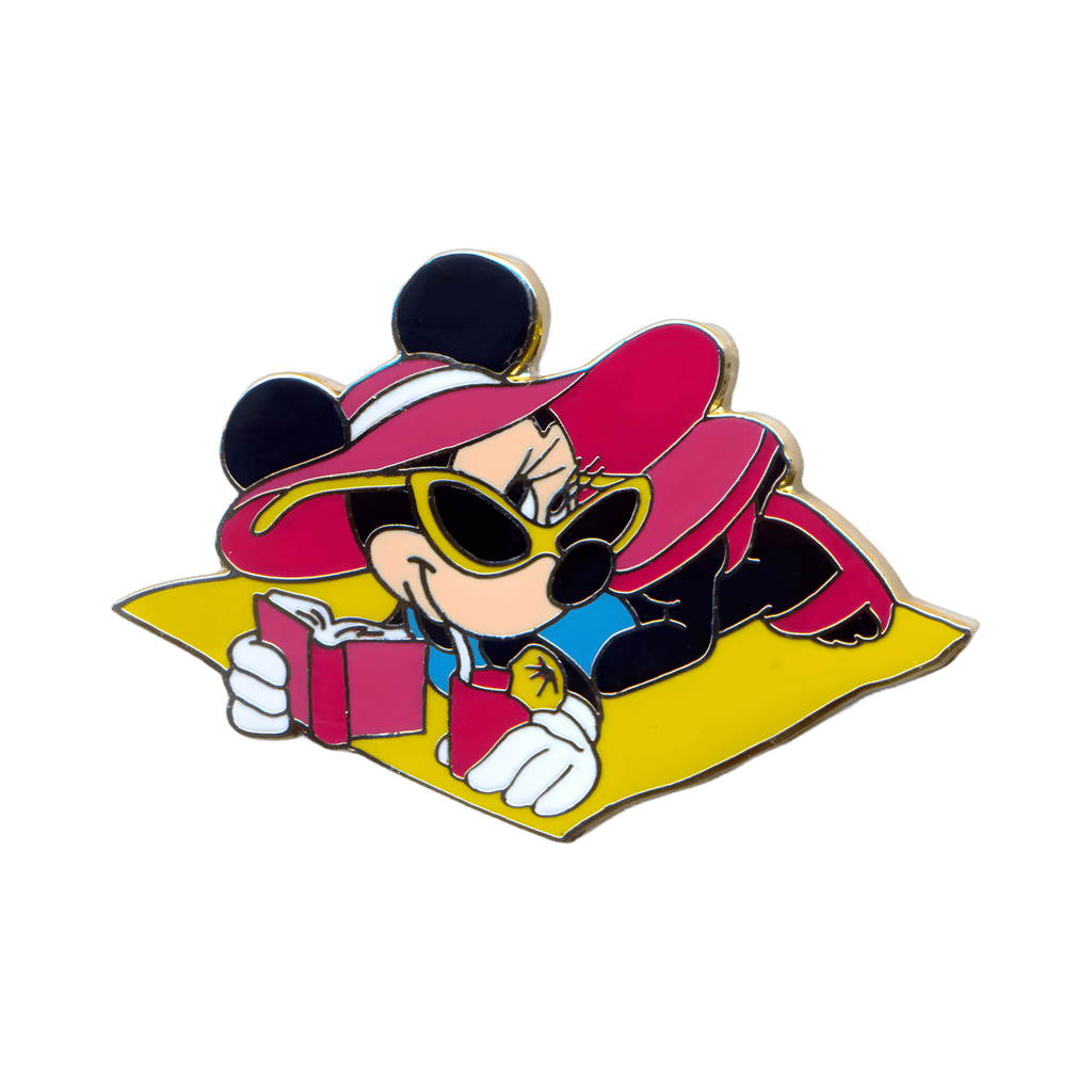 Minnie Mouse Sunbathing Disney pin