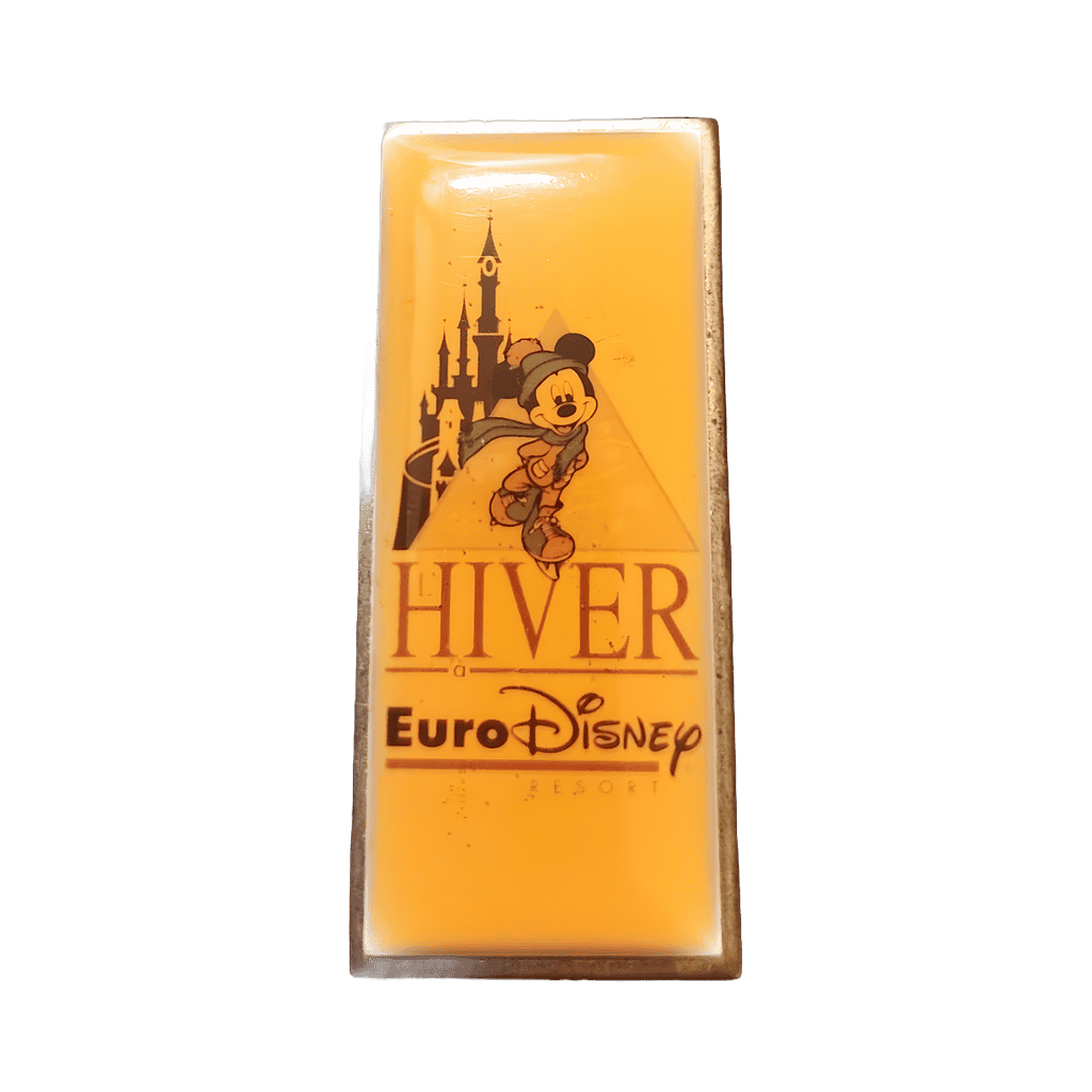 L'hiver a Euro Disney Resort (Winter at Euro Disney) — Mickey Ice Skating Disney pin