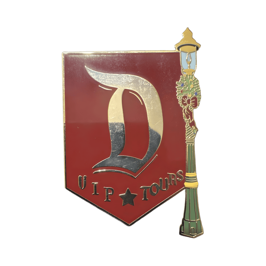 Gothic D Holiday Lamppost Disney pin