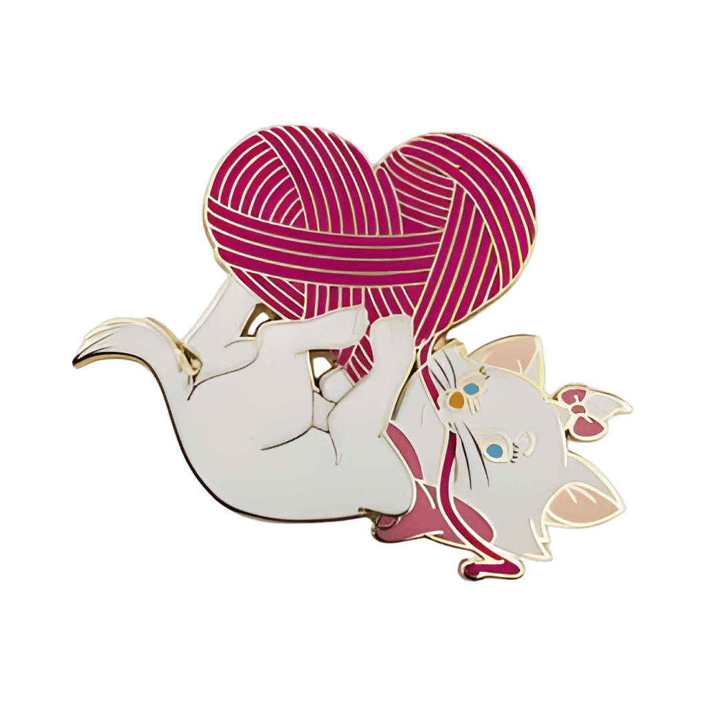 Marie with Yarn Heart Disney pin