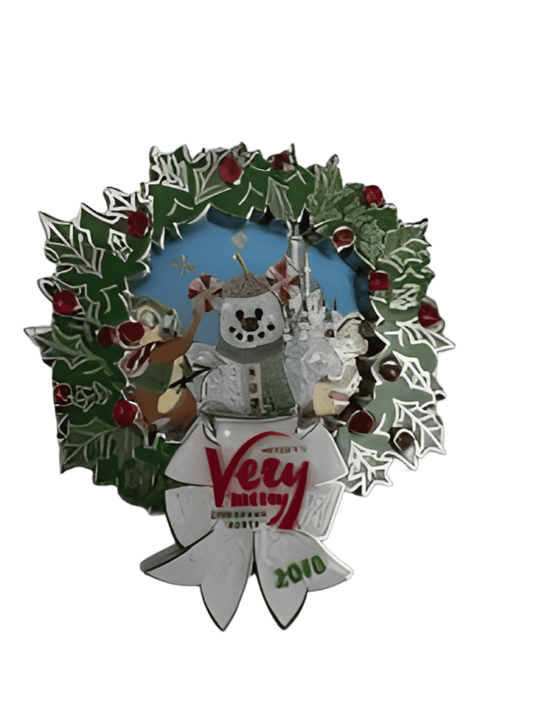 Chip and Dale Wreath Disney pin
