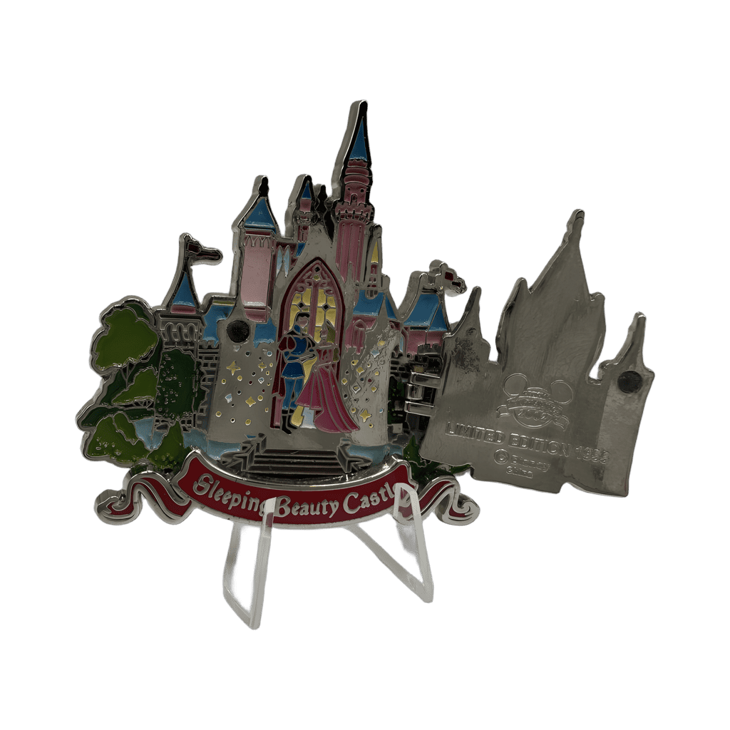 2002 Sleeping Beauty Castle with Hinge Door Disney pin
