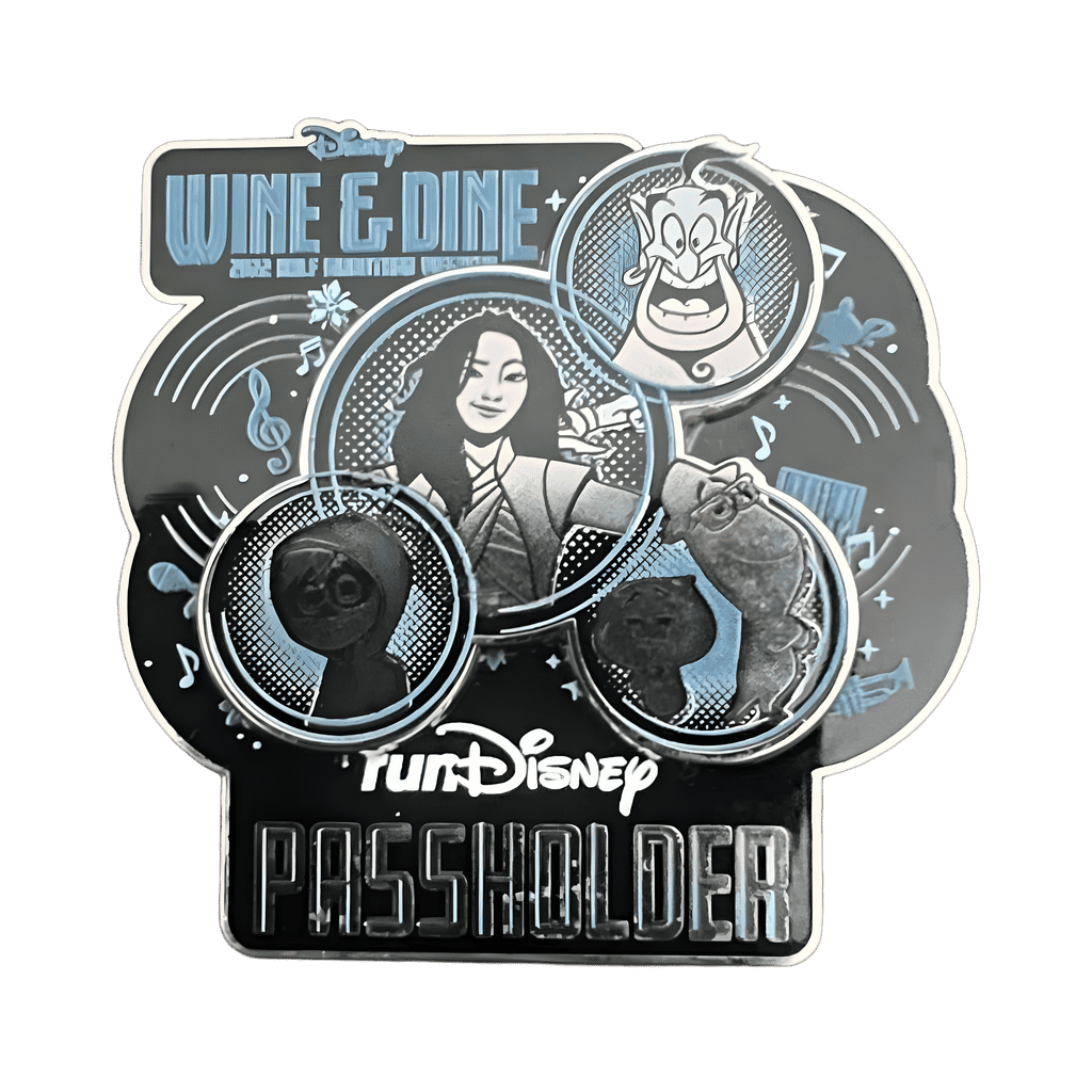 Passholder 2022 Disney pin