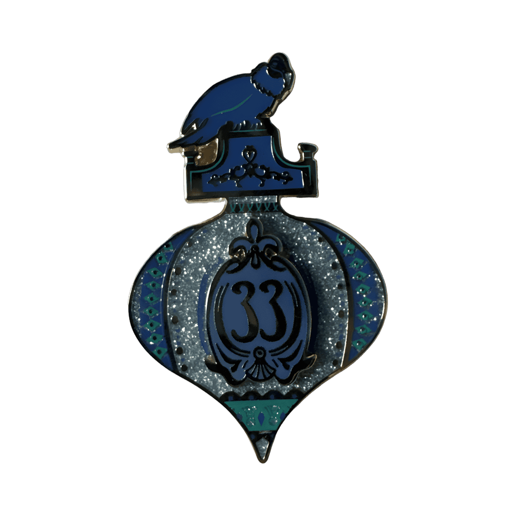 Alfred the Vulture Club 33 Holiday Pin Disney pin